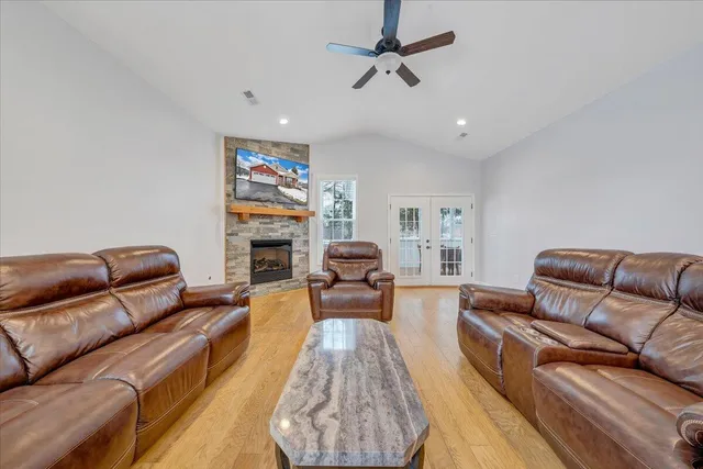 $445,000 | 1196 Cardiff Court, Roanoke, VA 24019