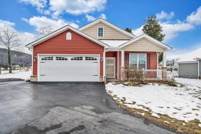 $445,000 | 1196 Cardiff Court, Roanoke, VA 24019