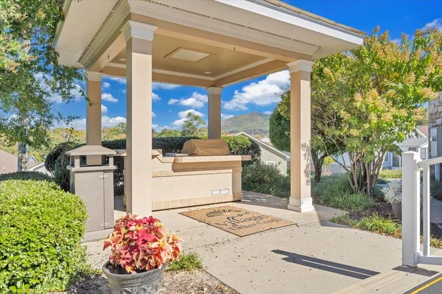 $445,000 | 1196 Cardiff Court, Roanoke, VA 24019