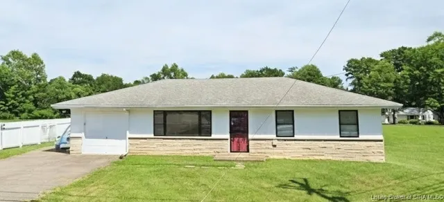 $360,000 | 4802 Grant Line Road, New Albany, IN 47150