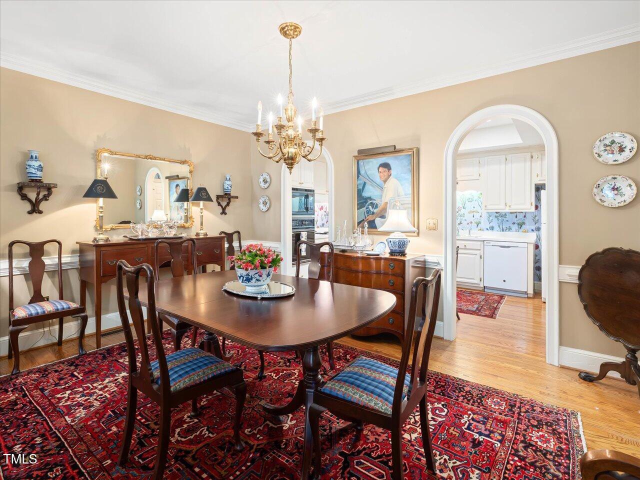 3307 Ridgecrest Court Raleigh, NC 27607 - Photo 18 of 34 17-Dining Room