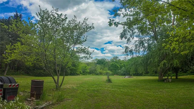 $345,000 | 1156 Southeast 180th Road, Clinton, MO 64735