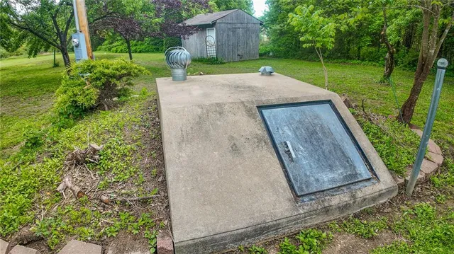 $345,000 | 1156 Southeast 180th Road, Clinton, MO 64735