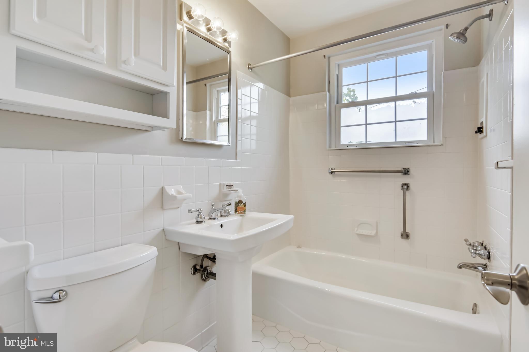 5806 Osceola Road Bethesda, MD 20816 - Photo 17 of 31
