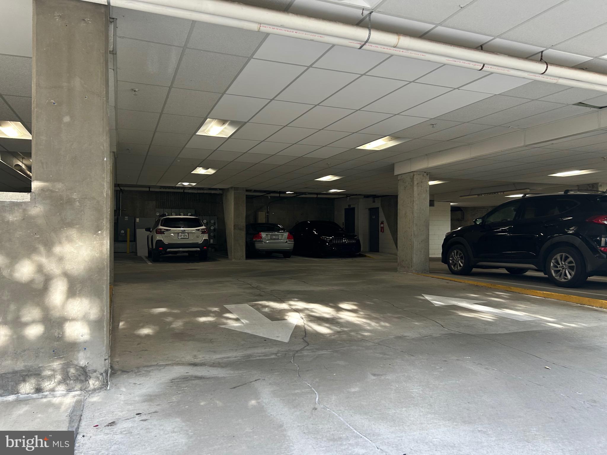 2200 17th Street Northwest, Unit G76 Washington, DC 20009 - Photo 14 of 17 a view of parking area