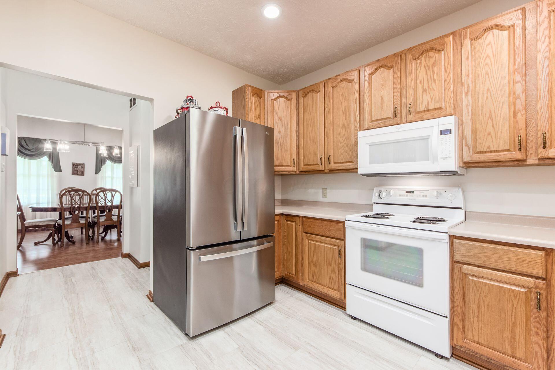 6399 South Section Line Road Delaware, OH 43015 - Photo 12 of 32 Kitchen