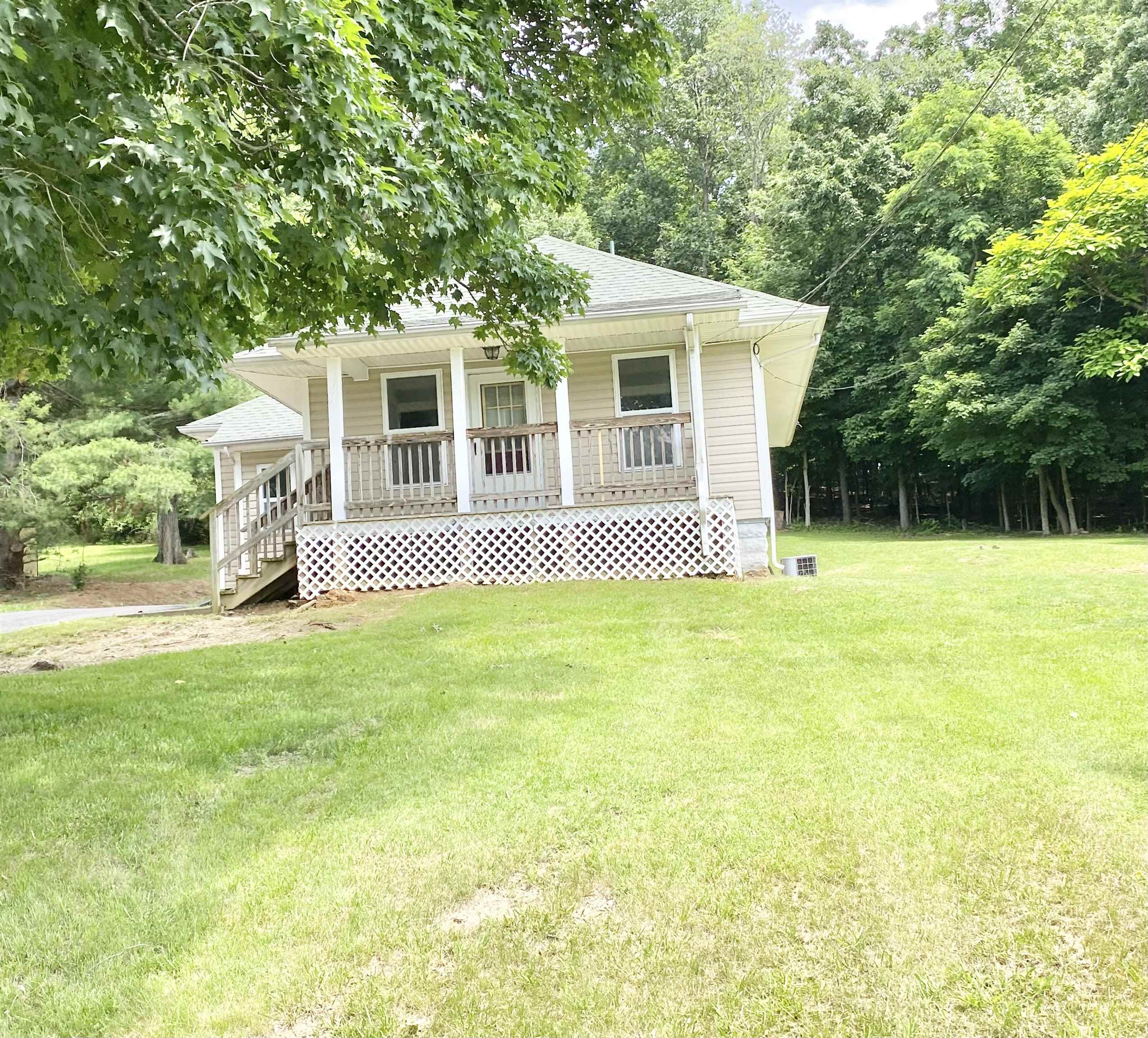 1733 Spring Hill Road Staunton, VA 24401 - Photo 2 of 24 Gallery Image 2