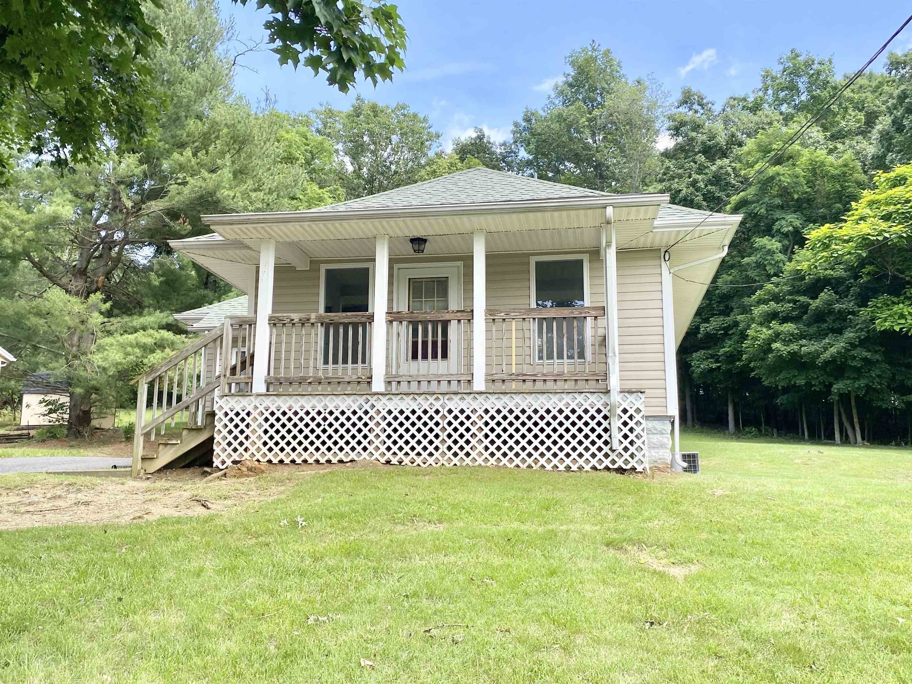 1733 Spring Hill Road Staunton, VA 24401 - Photo 8 of 24 Gallery Image 8