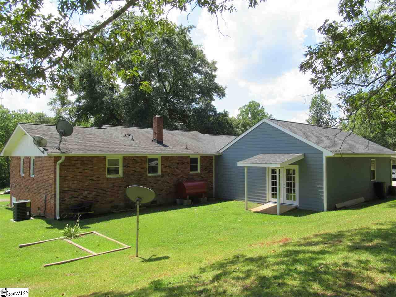 20 Benson Road Travelers Rest, SC 29690 - Photo 6 of 24