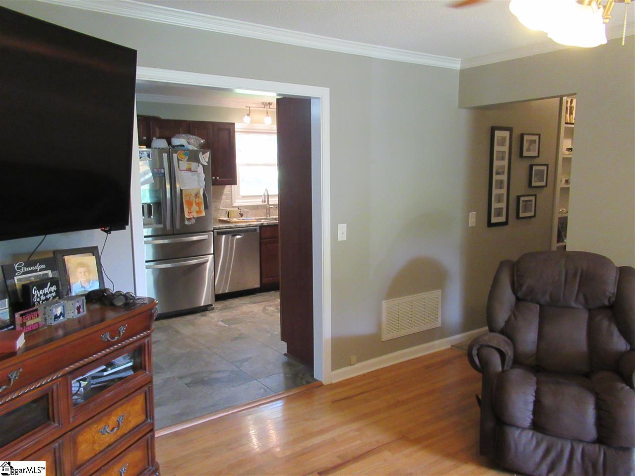 20 Benson Road Travelers Rest, SC 29690 - Photo 8 of 24