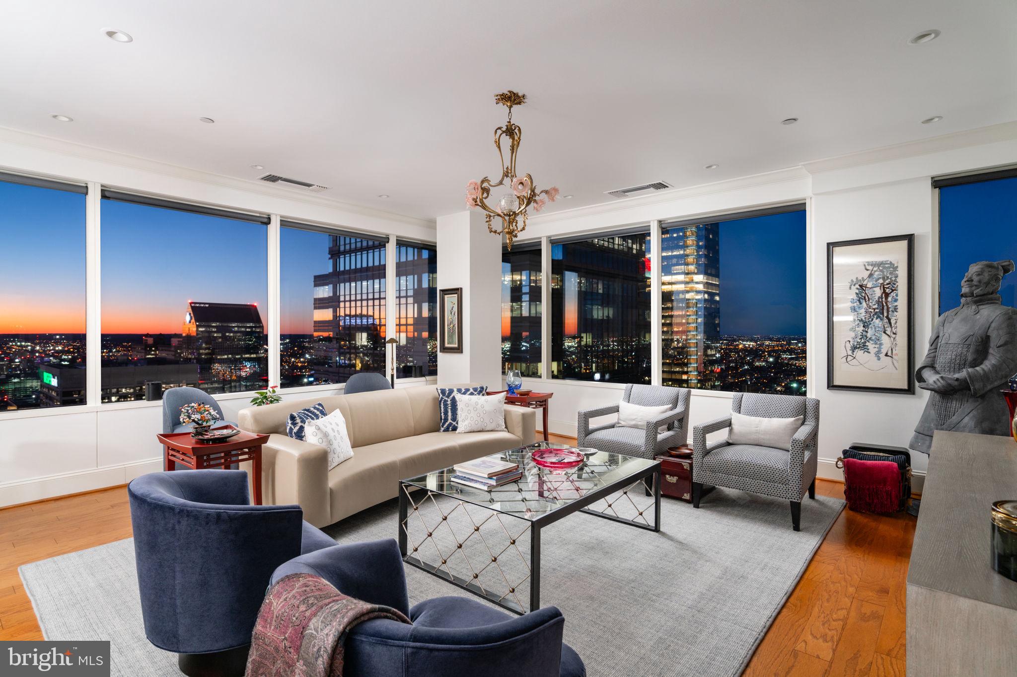 50 South 16th St Unit 4305  