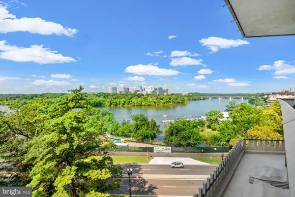 $2,495,000 | 2700 Virginia Avenue Northwest, Unit 801, Washington, DC 20037