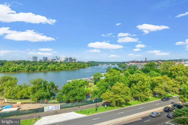 $2,550,000 | 2700 Virginia Avenue Northwest, Unit 801, Washington, DC 20037