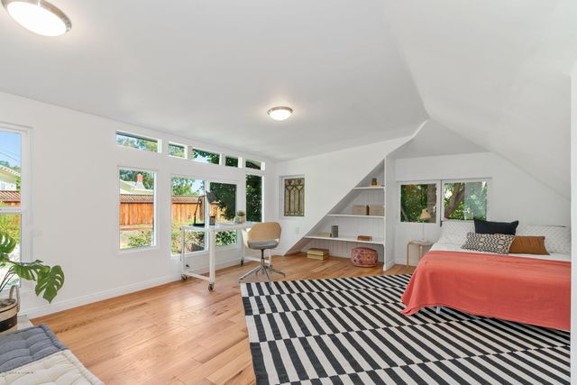 $867,500 | 462 Redwood Drive, Pasadena, CA 91105