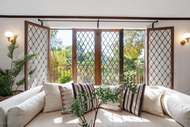 $867,500 | 462 Redwood Drive, Pasadena, CA 91105