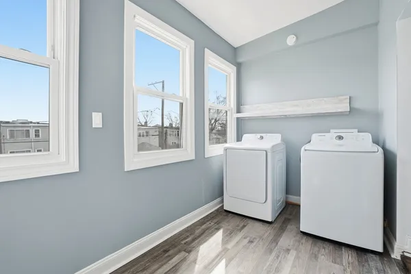 $479,999 | 1221 South Austin Boulevard, Cicero, IL 60804
