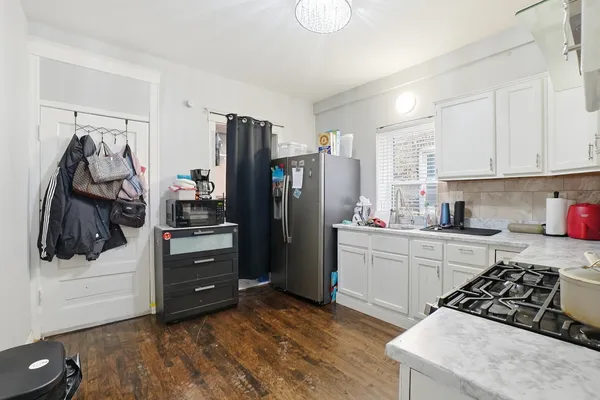 $479,999 | 1221 South Austin Boulevard, Cicero, IL 60804