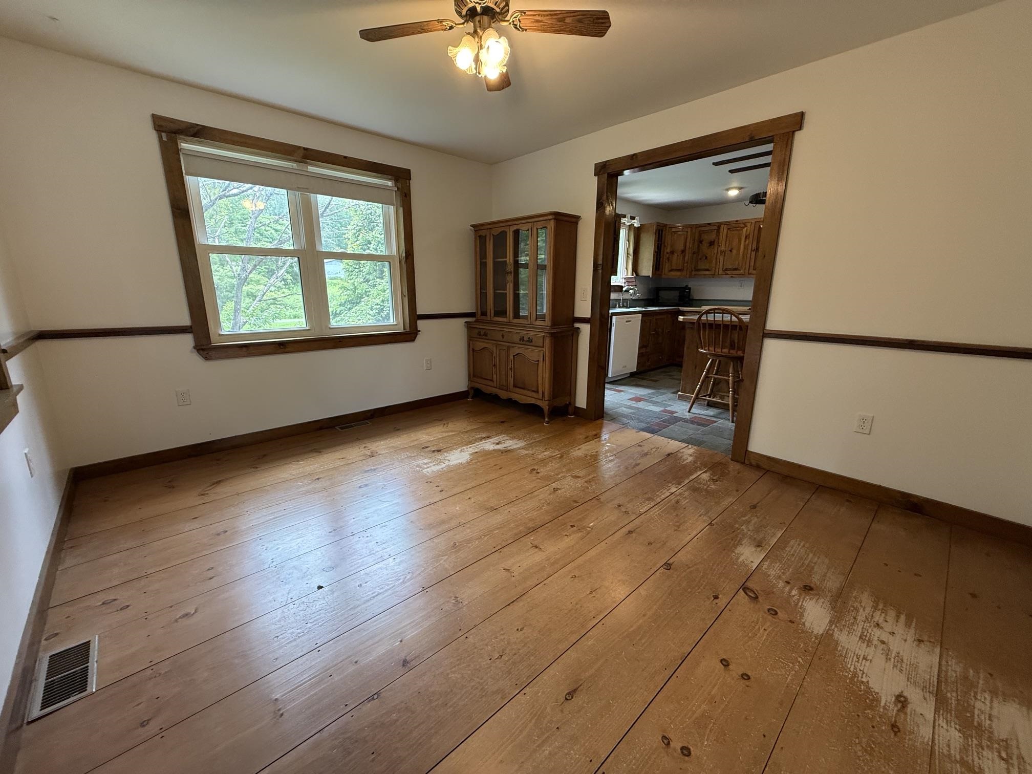 531 Highway 12 Hartland, VT 05048 - Photo 9 of 24