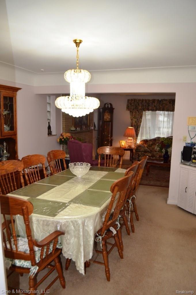 1916 Prestwick Road Grosse Pointe, MI 48236 - Photo 10 of 30 Dining Room