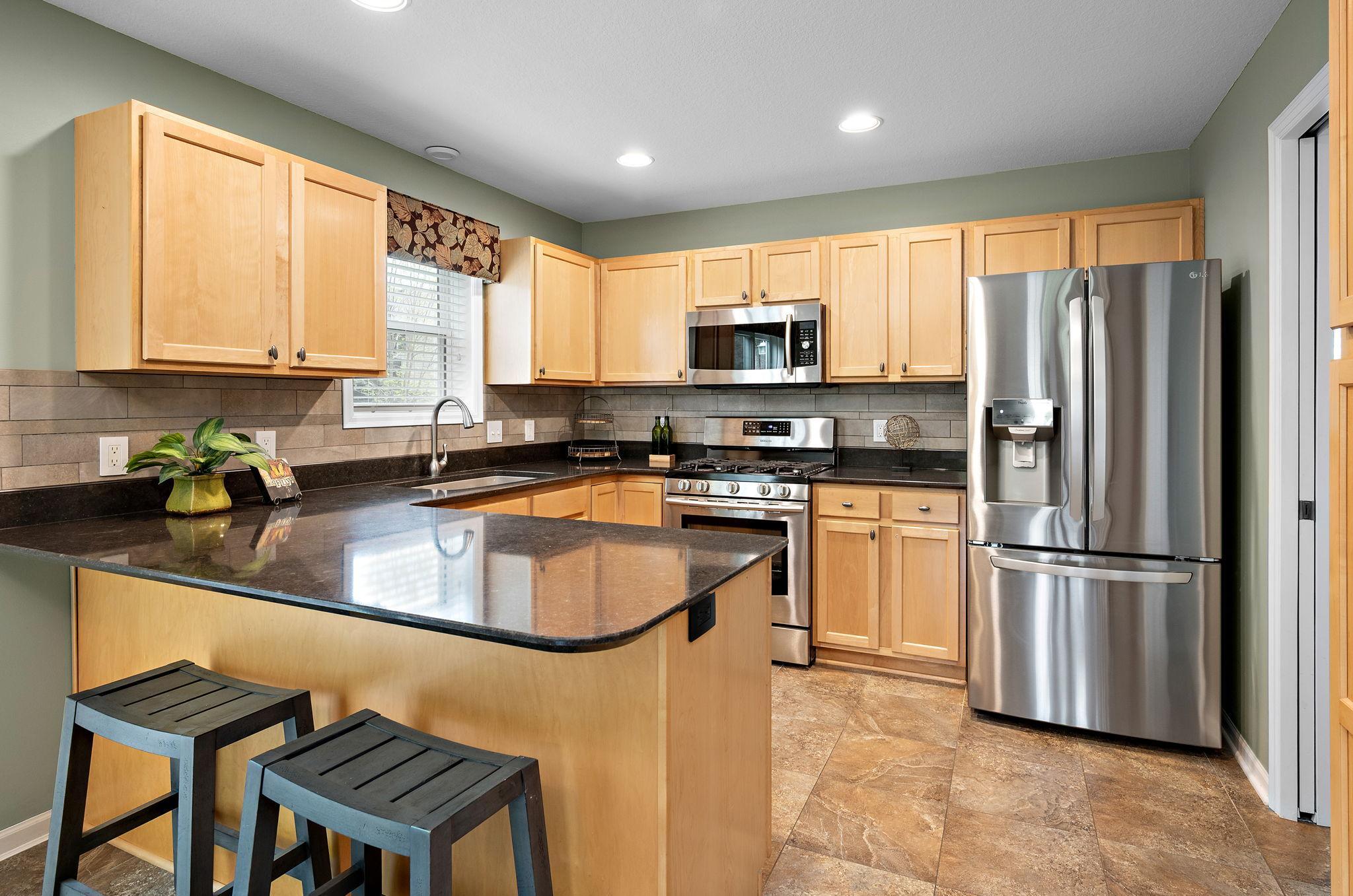 2006 Forest Ridge Lane Buffalo, MN 55313 - Photo 8 of 34