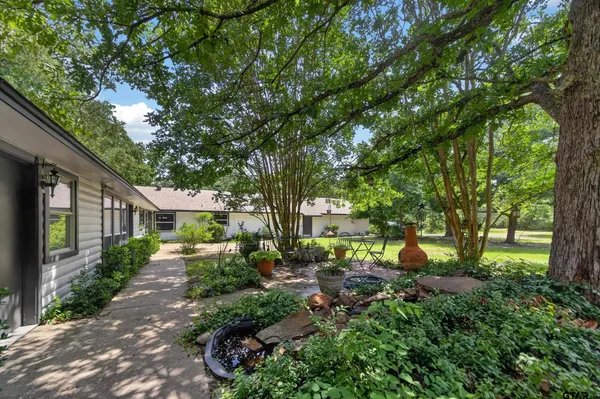$425,000 | 7824 State Highway 64, Ben Wheeler, TX 75754