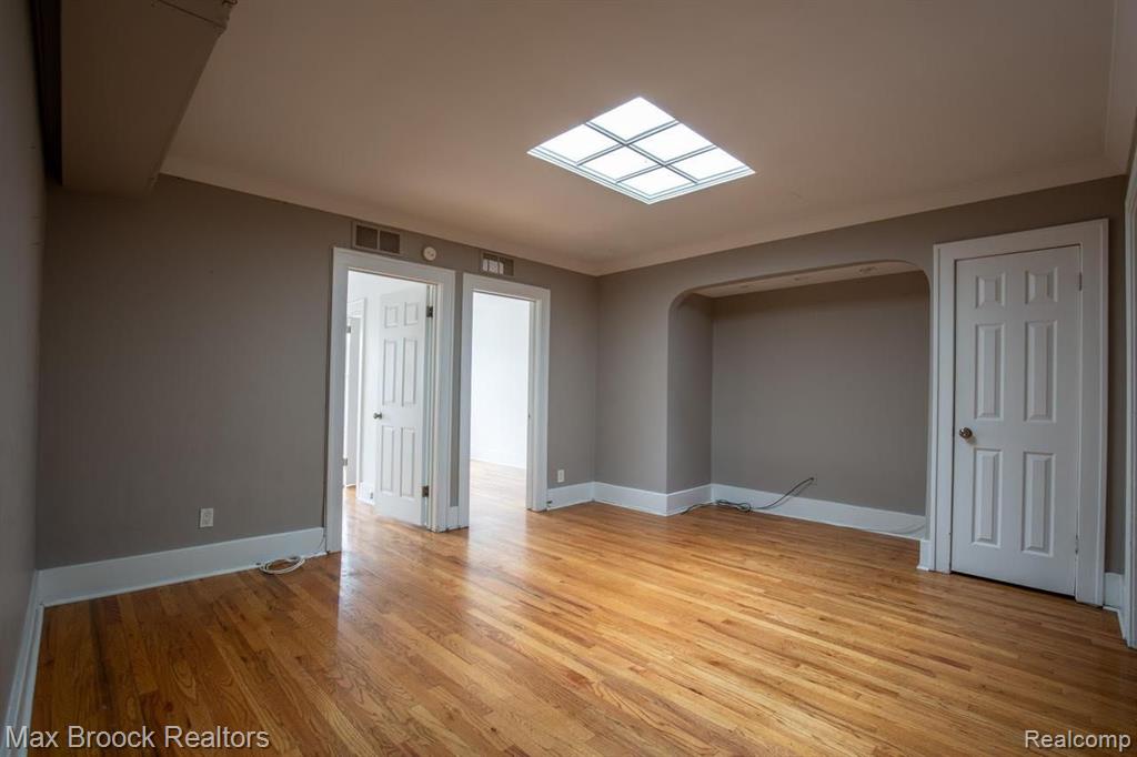240 West Nine Mile Road, Unit 2 Ferndale, MI 48220 - Photo 5 of 18