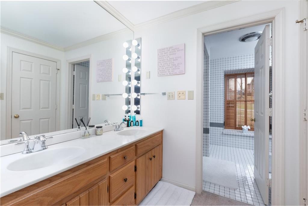 228 Sweet Gum Road Pittsburgh, PA 15238 - Photo 19 of 43 Double vanity in separate dressing area