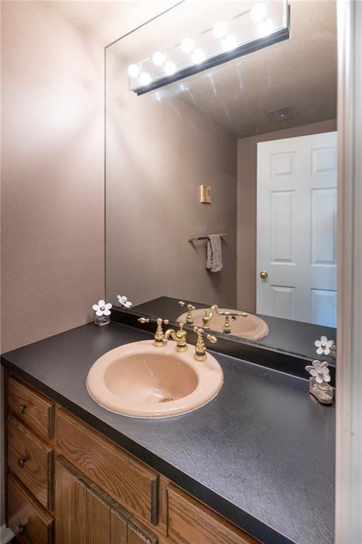 228 Sweet Gum Road Pittsburgh, PA 15238 - Photo 22 of 43 Powder room on main floor