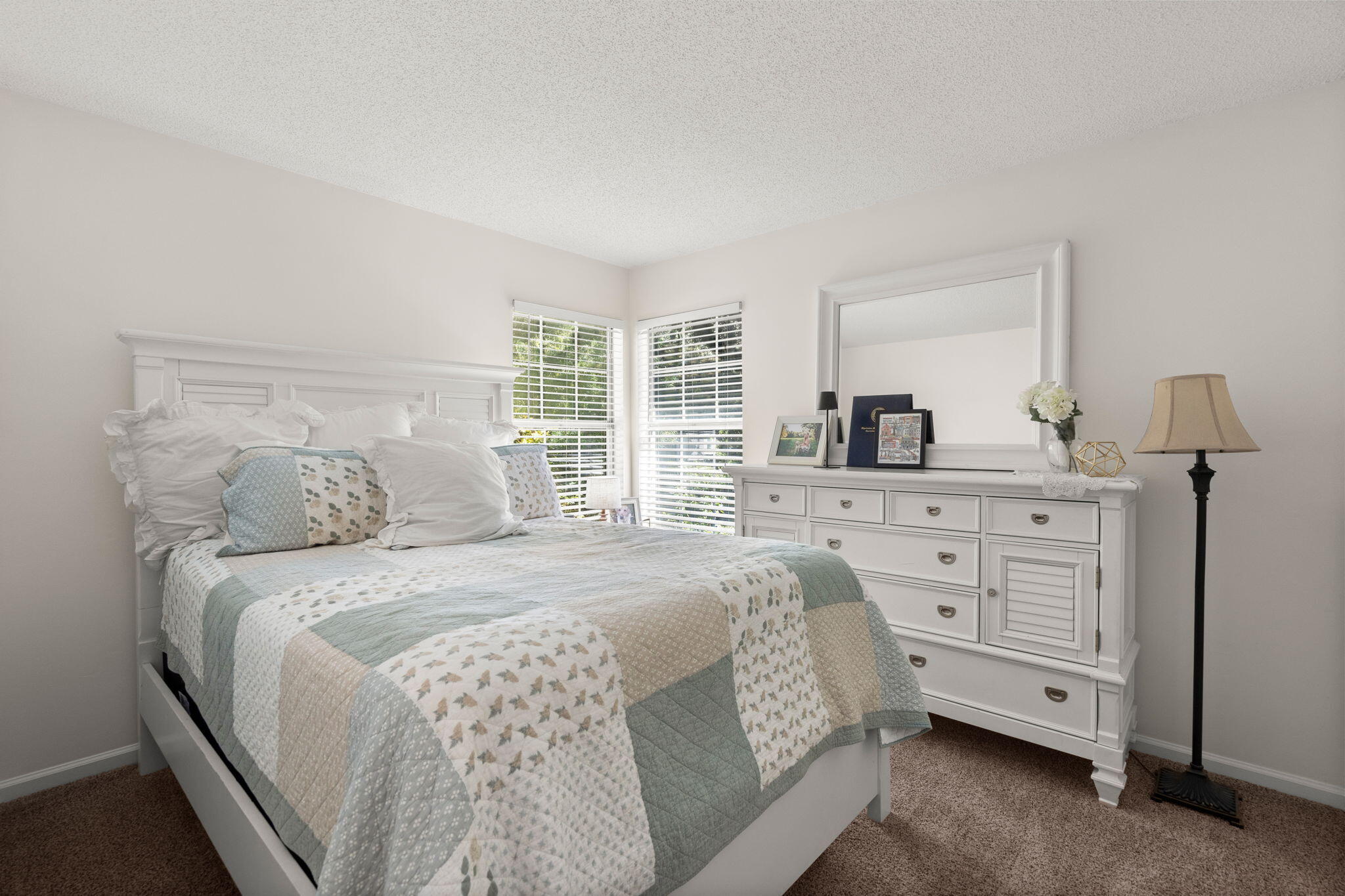 2446 Castlereagh Road Charleston, SC 29414 - Photo 28 of 43 27