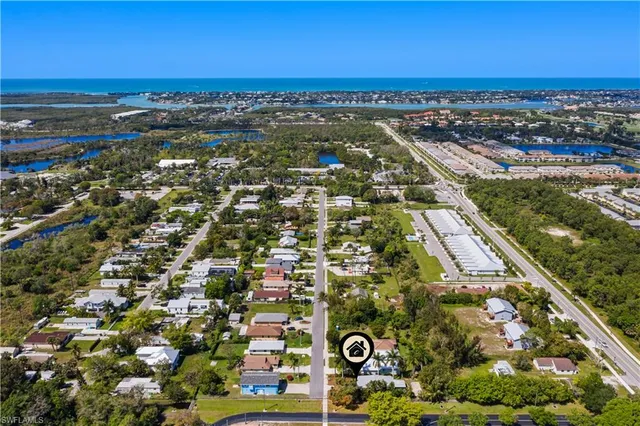 $2,395 | 3275 Cottage Grove Avenue, Naples, FL 34112