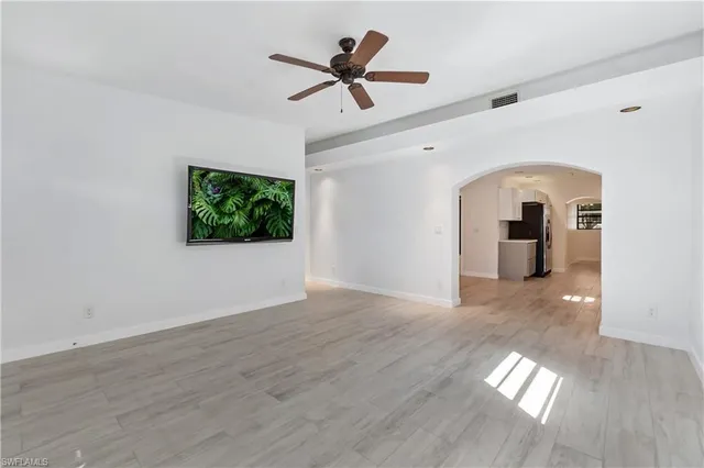 $2,395 | 3275 Cottage Grove Avenue, Naples, FL 34112