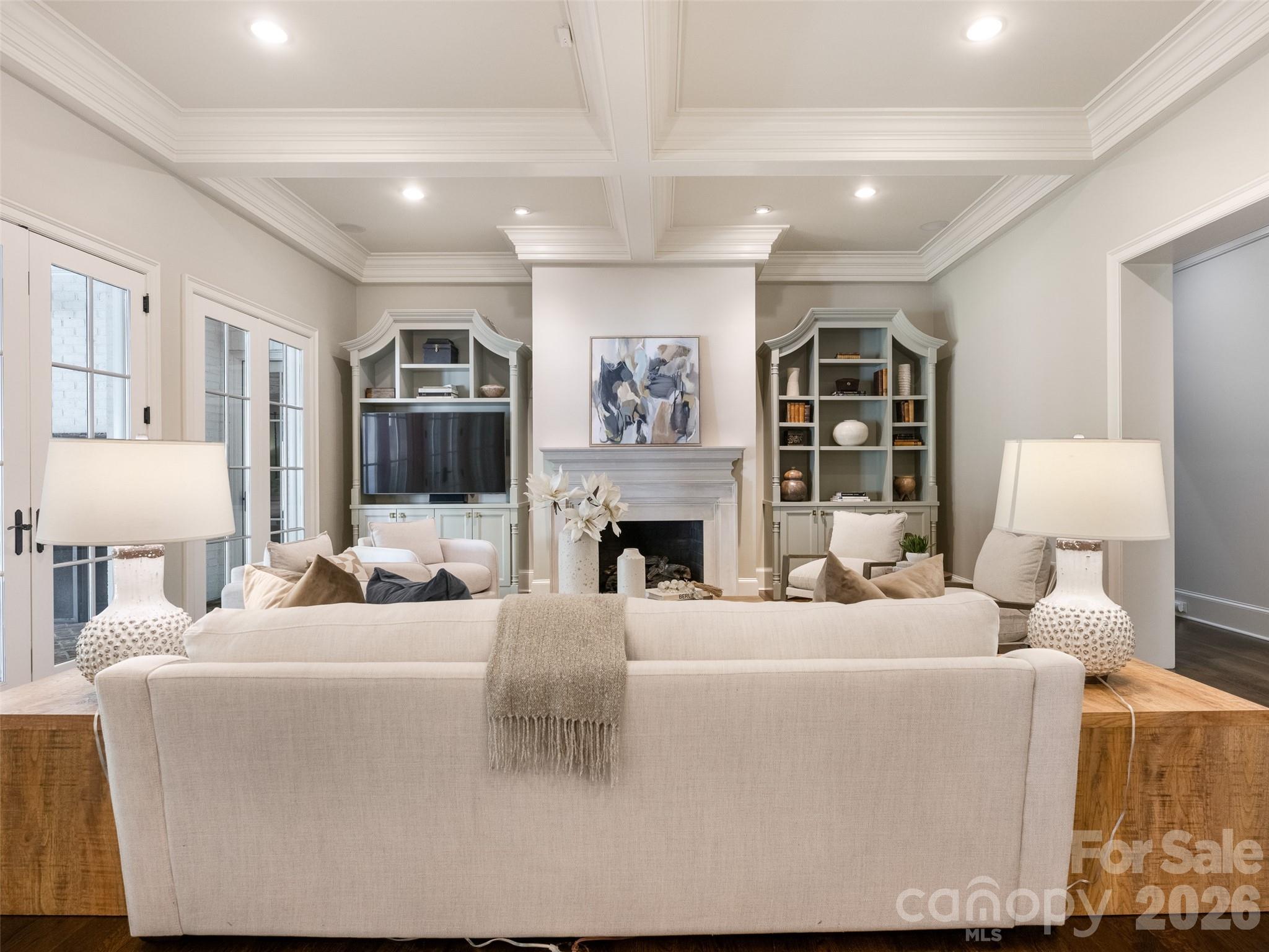 2946 Wheelock Road Charlotte, NC 28211 - Photo 10 of 48 Gallery Image 10