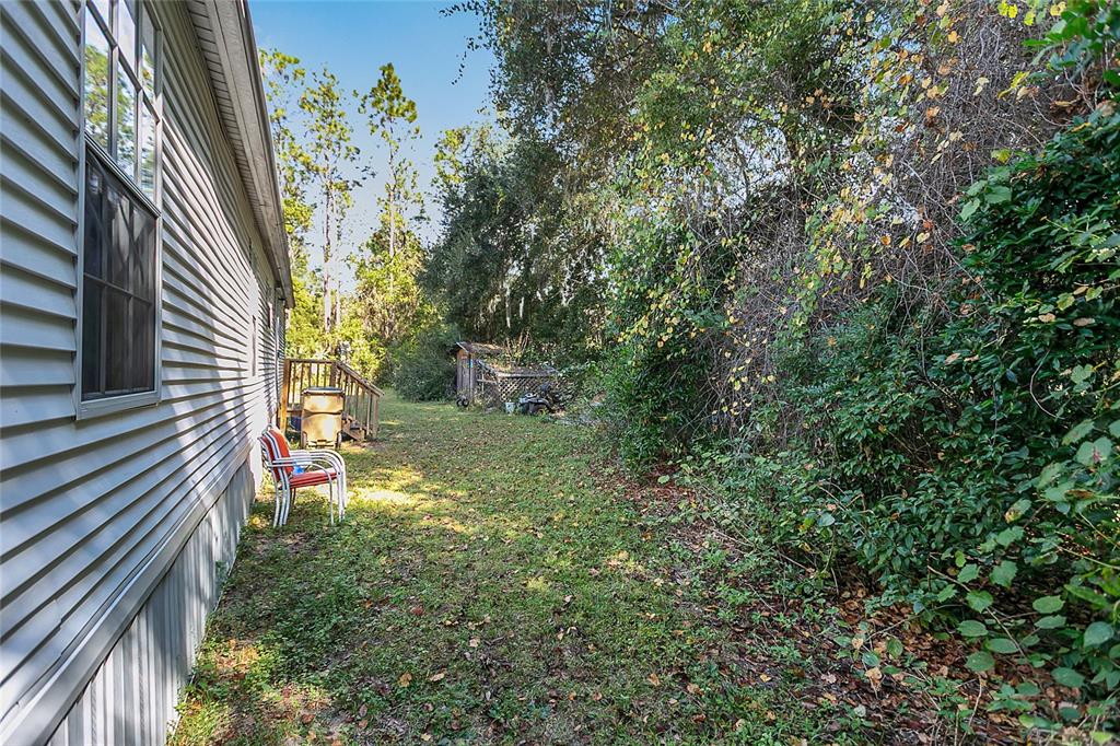 42312 Webster Street Altoona, FL 32702 - Photo 23 of 30 a view of yard from balcony