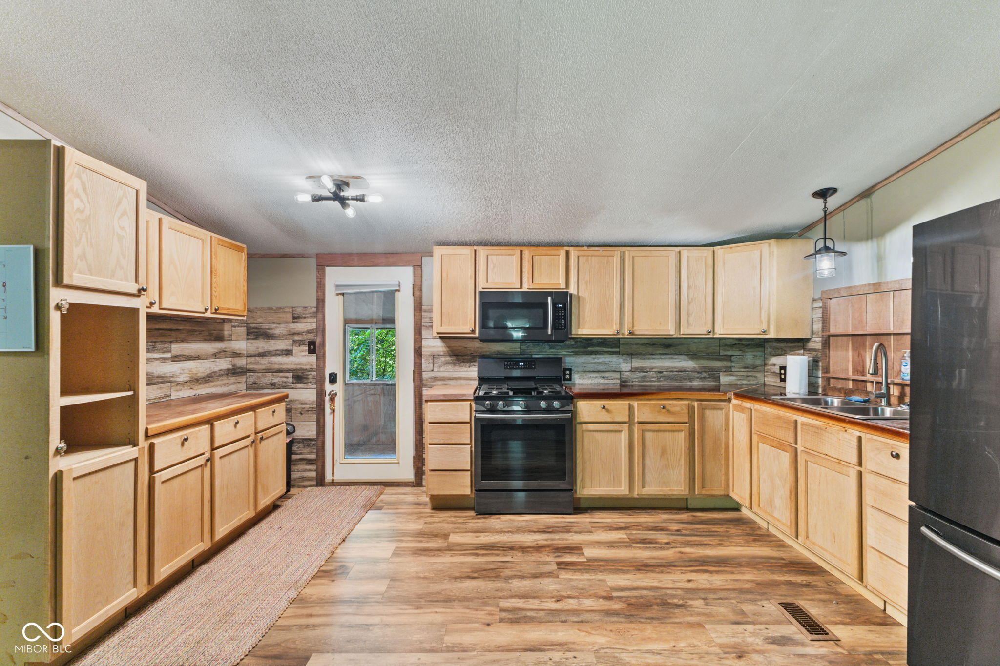 6091 Mt Moriah Road Nineveh, IN 46164 - Photo 7 of 37