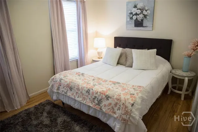 $2,400 | 8 South Lake Drive, Savannah, GA 31410