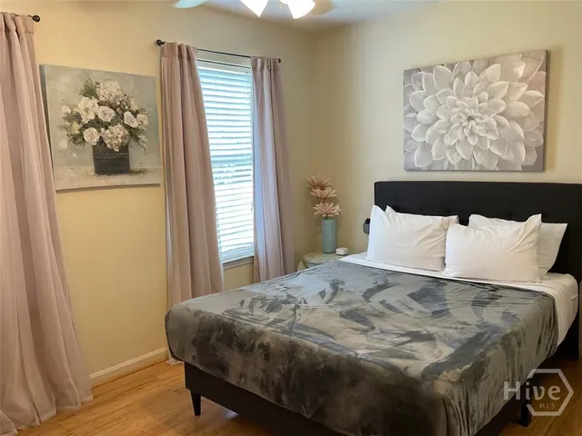 $2,400 | 8 South Lake Drive, Savannah, GA 31410