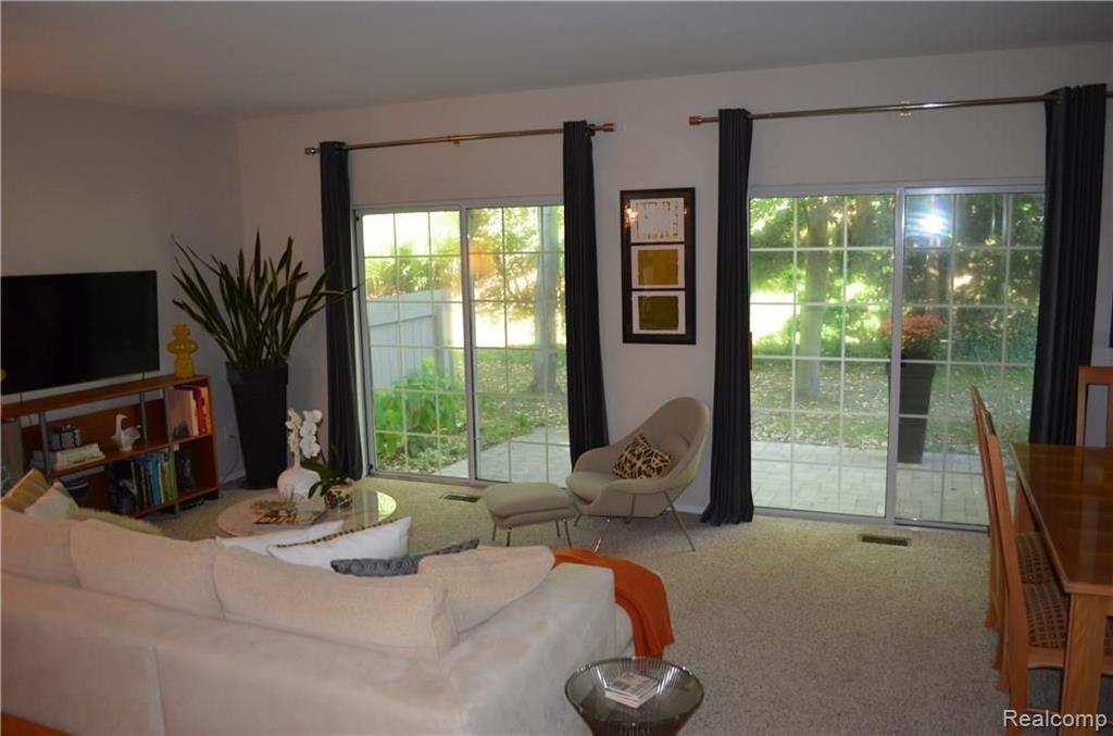 1576 Gas Light Lane Rochester Hills, MI 48306 - Photo 18 of 49