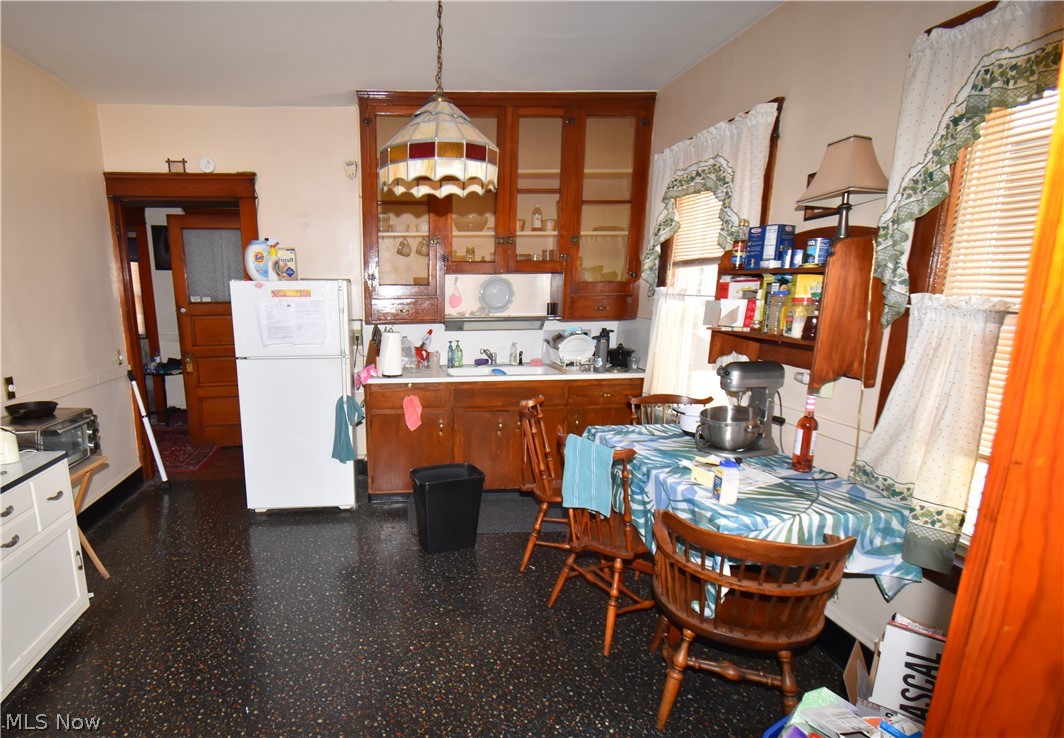 2105 Murray Hill Road Cleveland, OH 44106 - Photo 5 of 11 Gallery Image 5