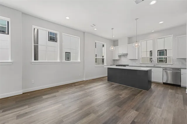 $462,490 | 2708 Grand Fountains Drive, Unit C, Houston, TX 77054