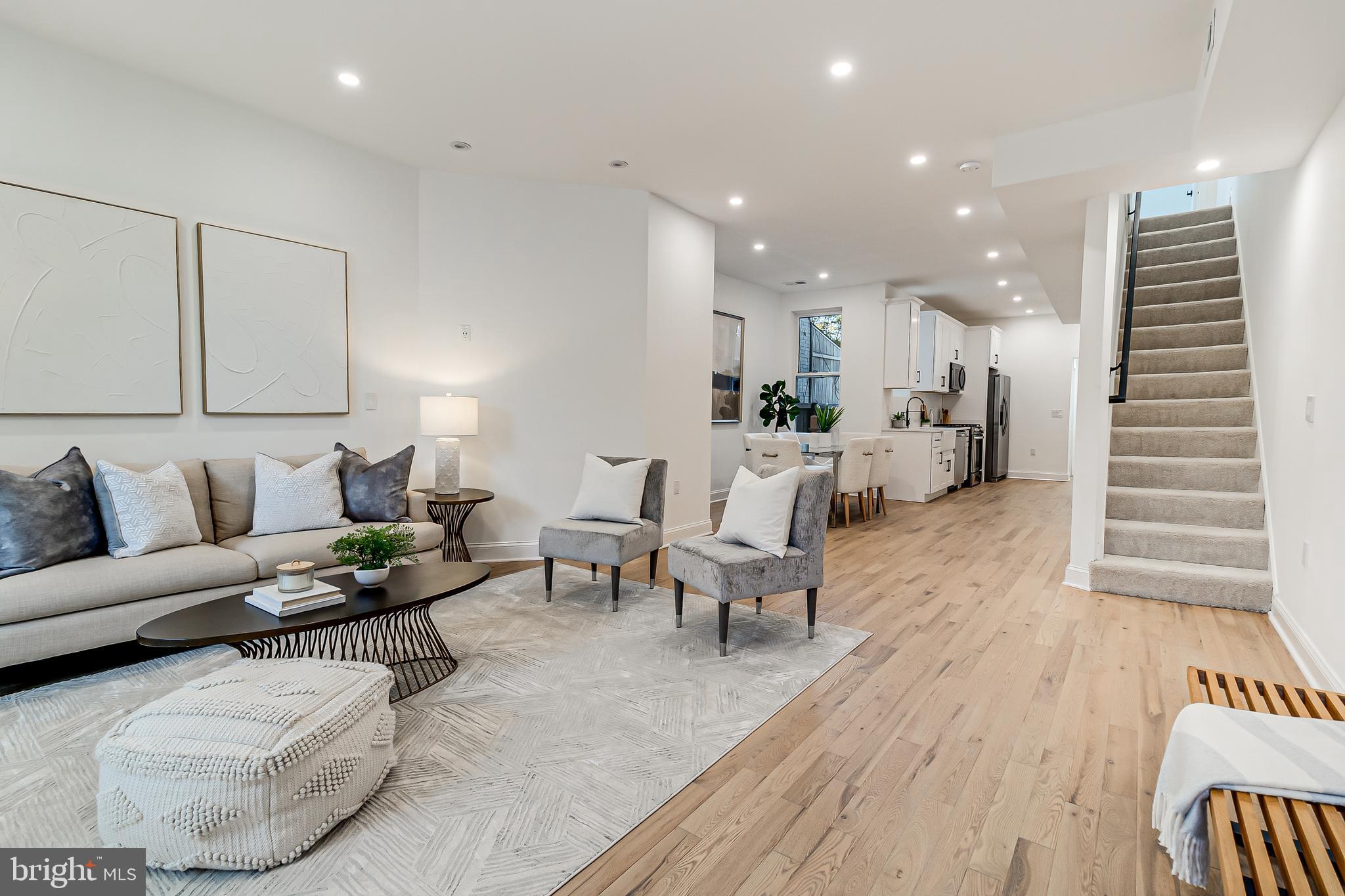 1312 E Street Northeast Washington, DC 20002 - Photo 2 of 28 LIVINGROOM