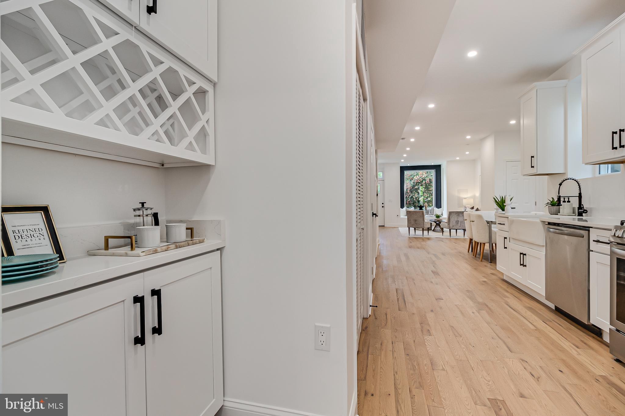 1312 E Street Northeast Washington, DC 20002 - Photo 10 of 28 KITCHEN/BAR