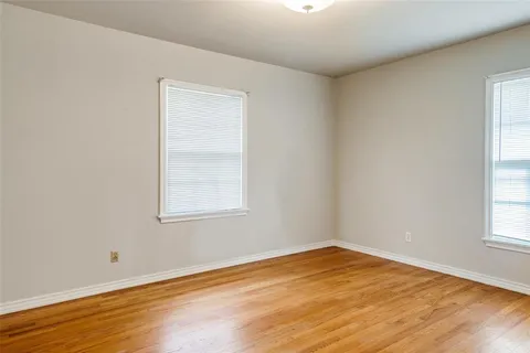 $2,950 | 4120 Clover Lane, Dallas, TX 75220