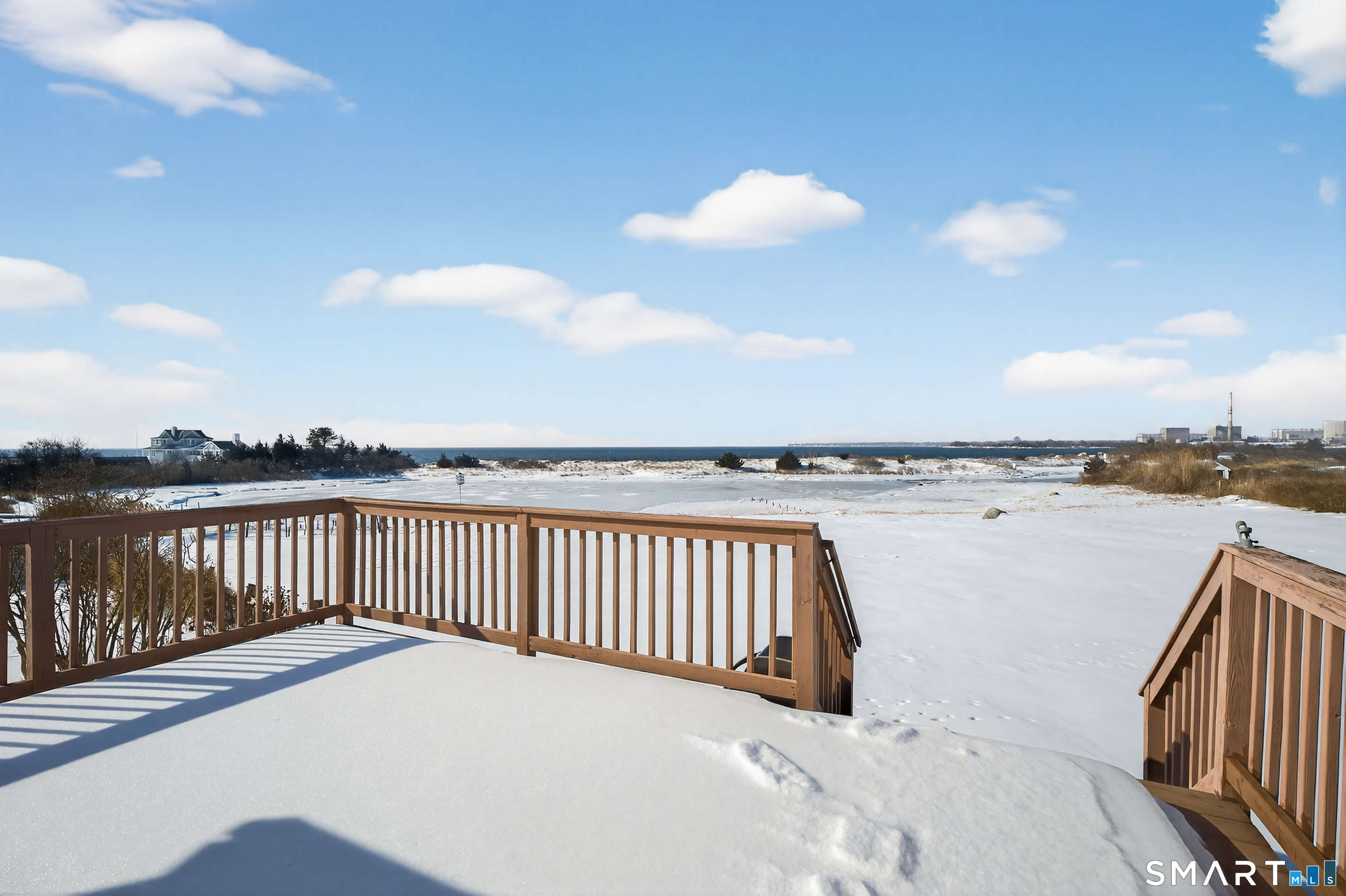 60 New Shore Road Waterford, CT 06385 - Photo 11 of 33