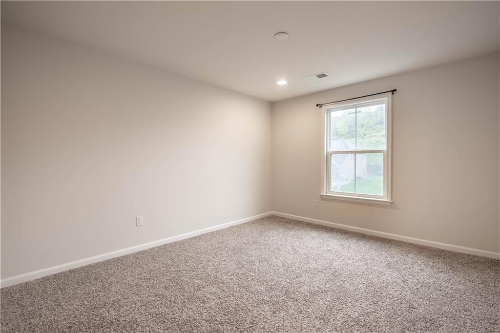 4475 Walnut Ridge Circle McDonald, PA 15057 - Photo 18 of 24 Gallery Image 18