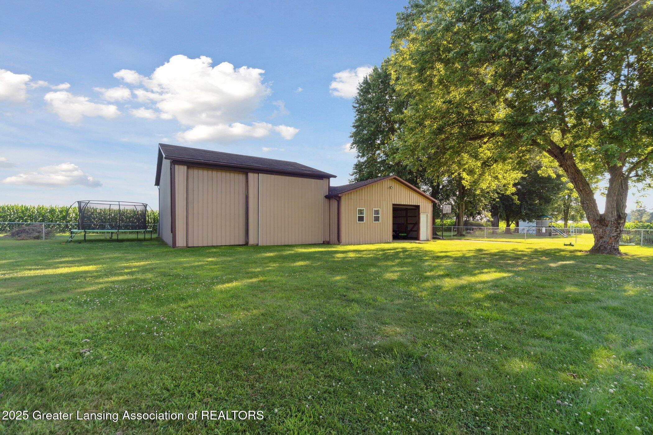 7455 West Maple Rapids Road St. Johns, MI 48879 - Photo 2 of 33 7455-W-Maple-Rapids-Rd-St-Johns-MI-48879