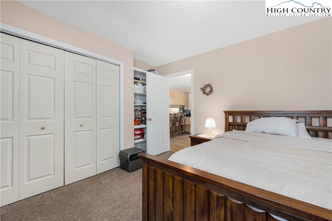 525 Adams Road Mountain City, TN 37683 - Photo 14 of 49 Gallery Image 14
