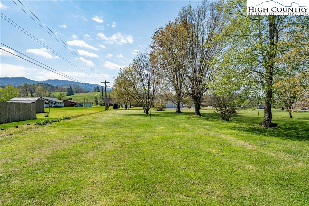 525 Adams Road Mountain City, TN 37683 - Photo 42 of 49 Gallery Image 42