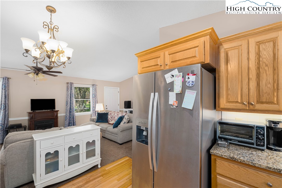 525 Adams Road Mountain City, TN 37683 - Photo 10 of 49 Gallery Image 10