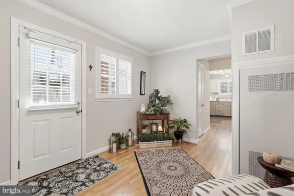 $985,000 | 415 South Jefferson Street, Arlington, VA 22204