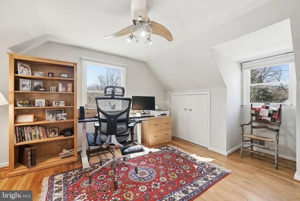 $985,000 | 415 South Jefferson Street, Arlington, VA 22204